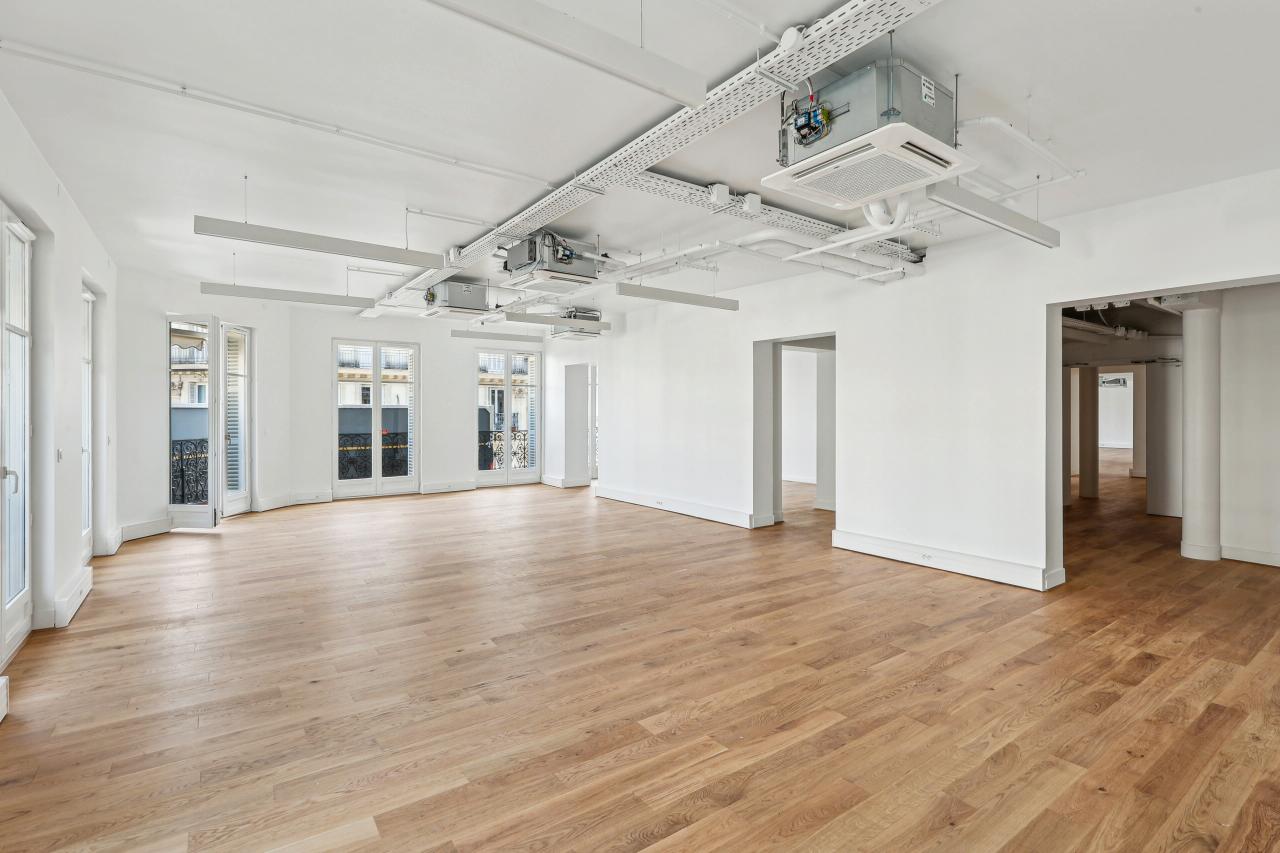 Bureau Paris 350m² Location bureau Paris OLBUR2315889 26